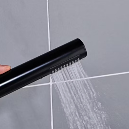 Black Floor Standing Single Handle Brass Bathtub Faucet